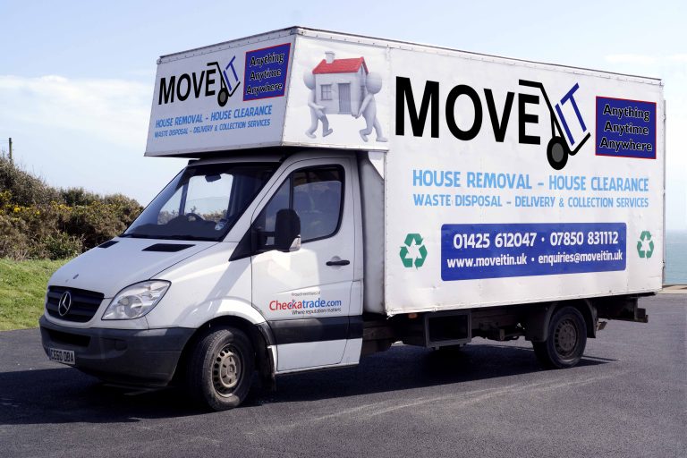 a picture of the removal van